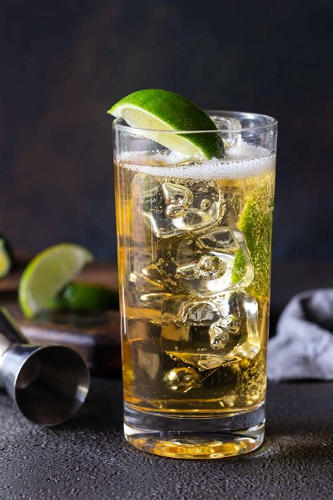 Whiskey Ginger .